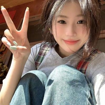 总之就是非常可爱～制服～